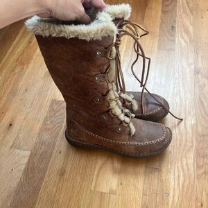 Women's boc Brown Fur-Lined Boots